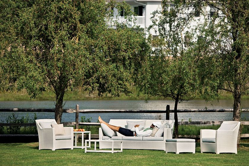 Z włókna syntetycznego: sofa od 20 tys. zł, fotel od 8900 zł, stolik od 4700 zł. Interstyle