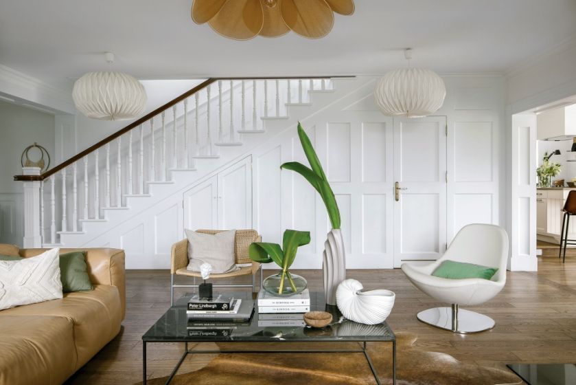 zabudowa pod schodami