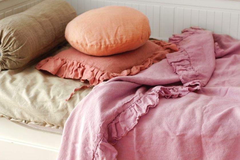 lniana pościel z falbankami