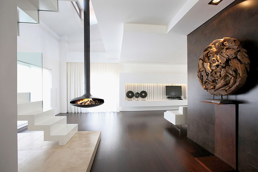 Kominki-rzeźby wykute z żelaza