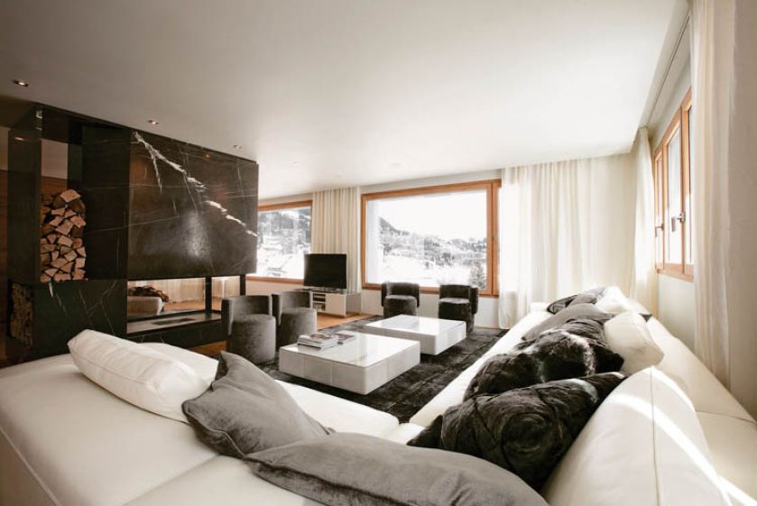 Kultowa sofa Miami marki Rugiano ok. 18 300 euro (jeśli jest ze skóry). PATT MEBEL