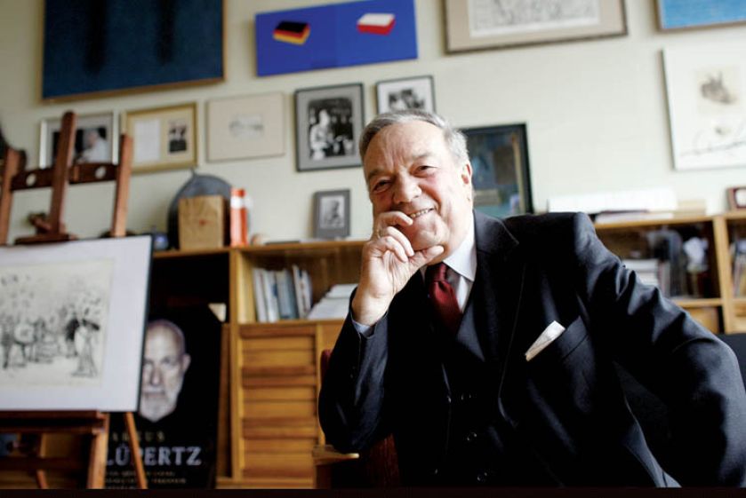 Zbigniew Horbowy - jeden z pierwszych polskich projektantów szkła. Fot. Paweł Kozioł/Agencja Gazeta