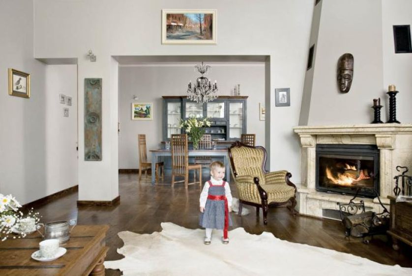 Jak Marta i Marcin zamieszkali w dworku znanym z Czterech pancernych .