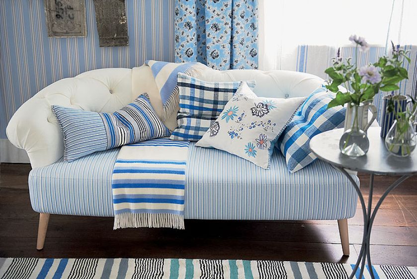 Różne wzory, ale wszystkie w błękitach.