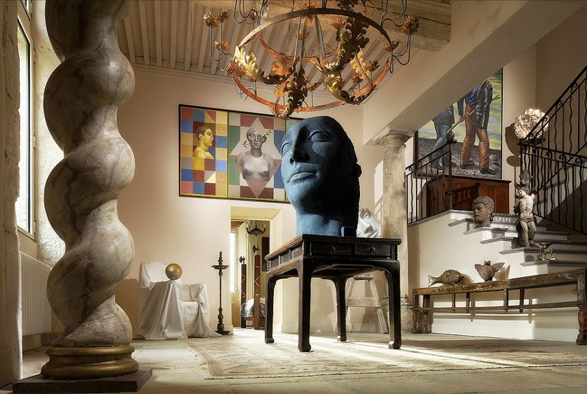 Prace artysty w jego willi w Confoux w Prowansji