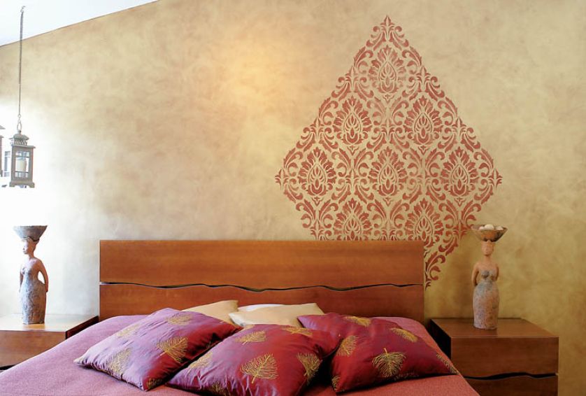 Orientalna dekoracja z szablonu. TIKKURILA