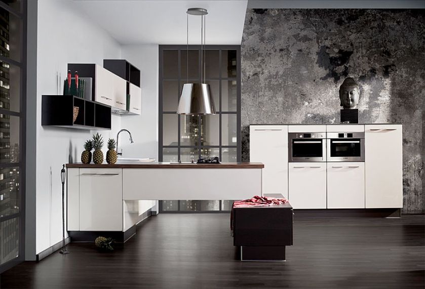 Aranżacje kuchni: urządzona jak salon