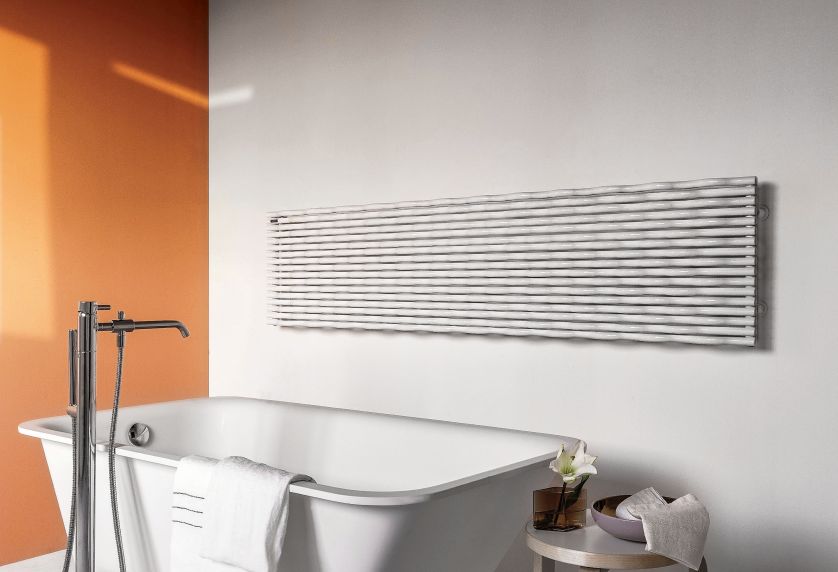 TRAME, grzejniki o róznej wielkości i kolorze, TUBES