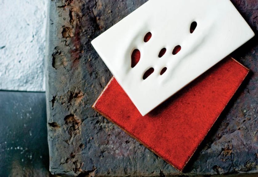 Ażurowe kafle - Manufaktura Ceramiczna Krystyny Kaszuby-Wacławek.