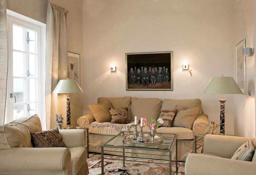 U Ewy i Pawła wszędzie znajdziemy dobrą sztukę- obrazy Stasysa Eidrigeviciusa, Romana Zakrzewskiego, a nawet