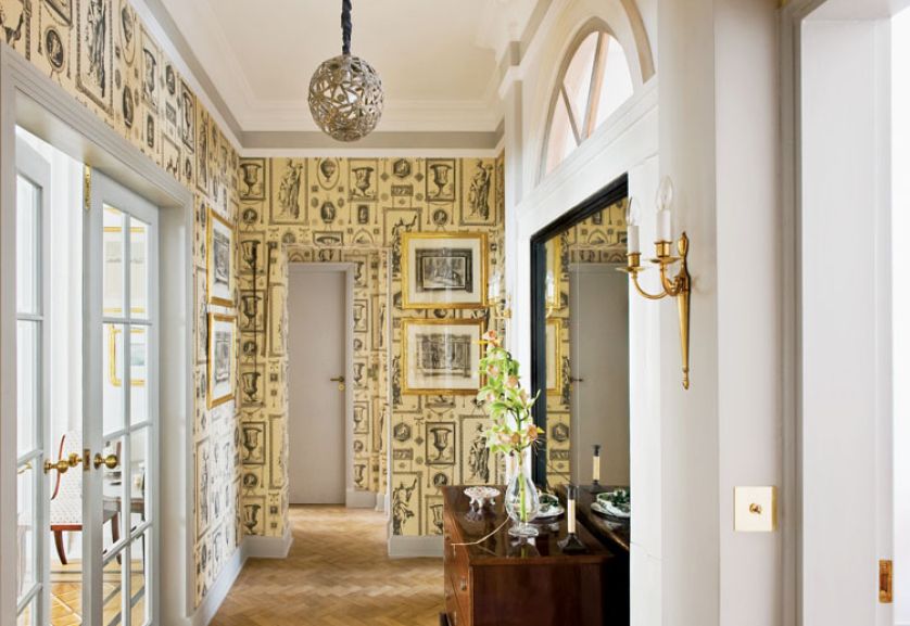 Tapeta z XVIII-wiecznymi grafikami – Outlaw Outlaw.