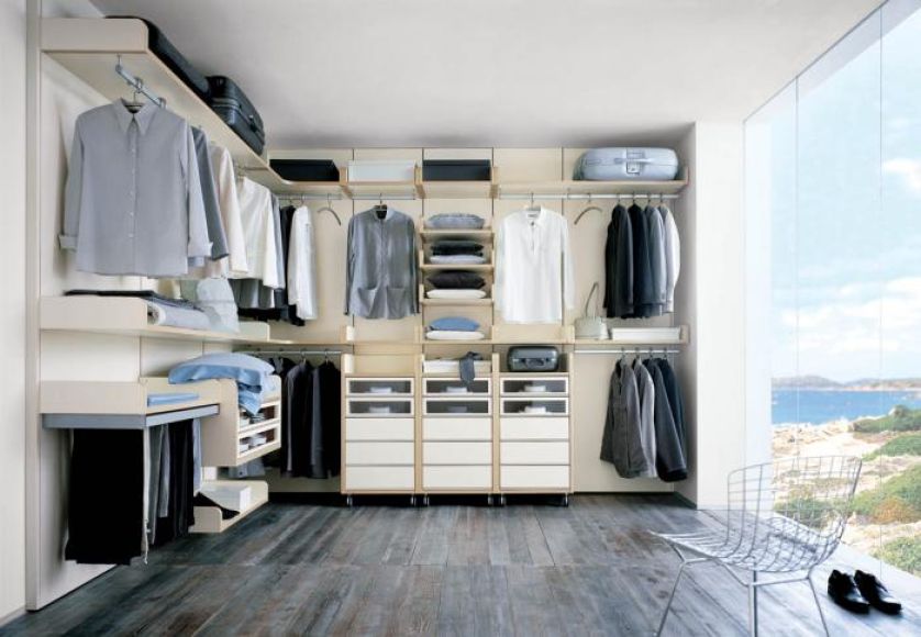 Garderoba najlepsza z oknem. Presotto. PATT MEBEL