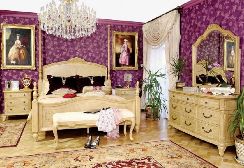 Pałacowa sypialnia R51. Za łóżko, dwie szafki nocne, komodę, szafę, kredens i lustro zapłacimy 14 999 zł. SZULTKA FURNITURE