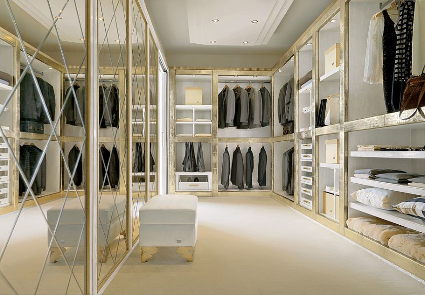 Garderoba i duża szafa