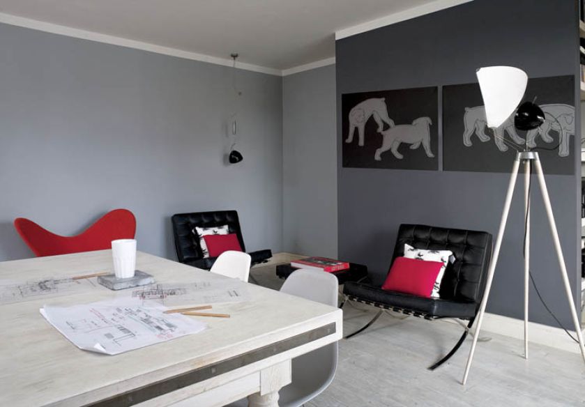 Z salono-kuchni wychodzi się na olbrzymi taras.