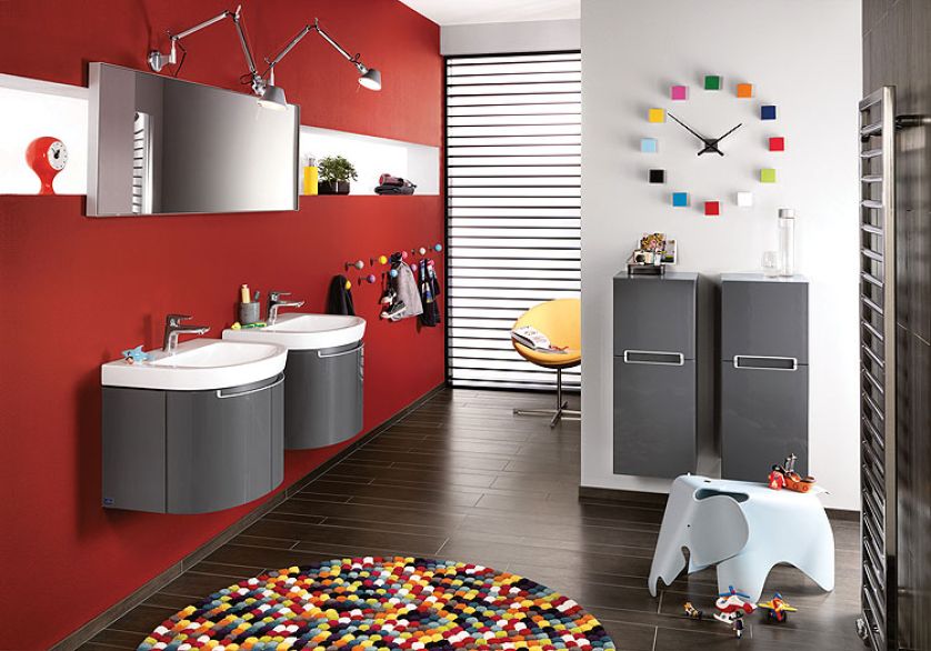 Umywalka 840 zł, szafka pod nią 3100 zł i szafka boczna 1900 zł. Villeroy Boch