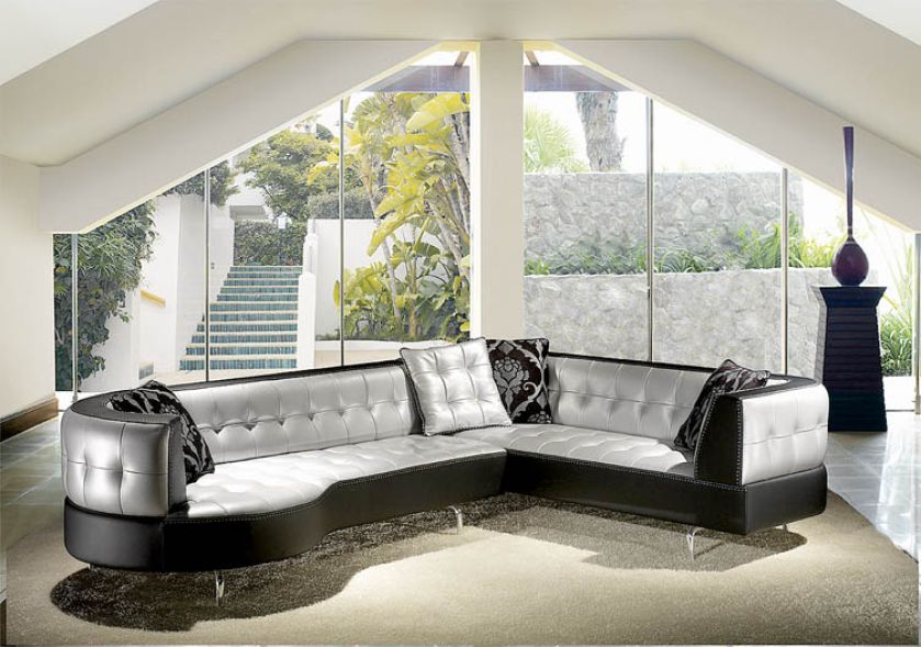 Skórzany narożnik Dedalo marki Formenti ma długość ponad trzech metrów. Kosztuje 33 615 zł. PATT MEBEL