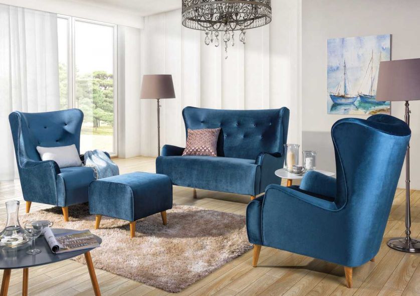 niebieski fotel uszak