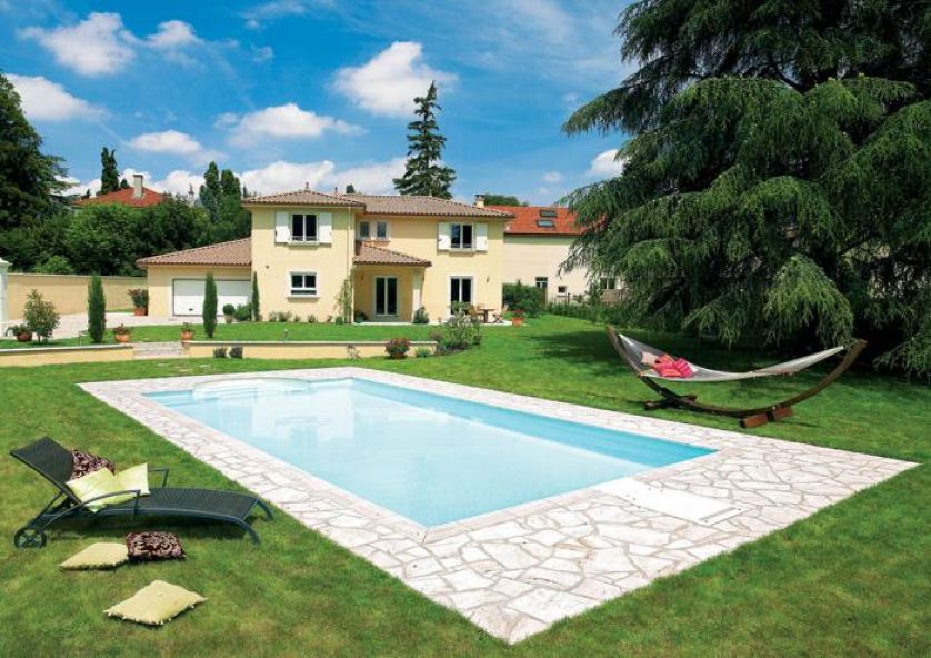 Leżak i szezlong z kolekcji Desjoyaux. API BASENY