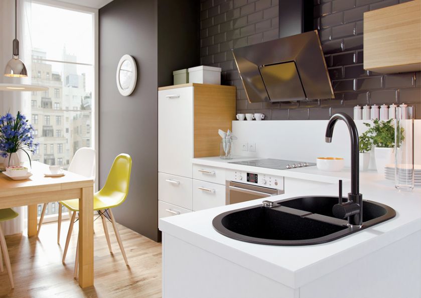 Mogą być w kolorze grafitowym albo piaskowym. Zaprojektowany przez Marcjannę Kołat zlewozmywak Piva (929 zł)