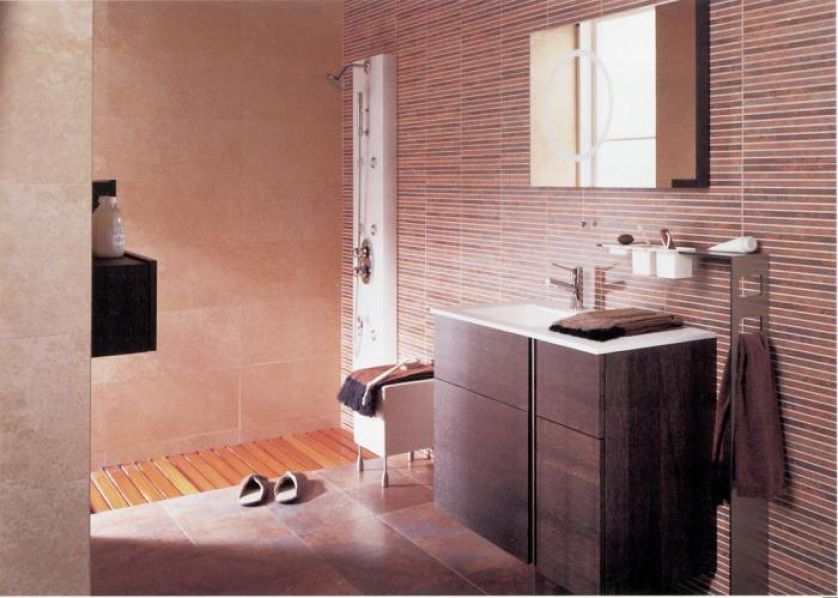 Kolekcja Africa: glazura Africa Beige kosztuje 199 zł/m2, terakota Kivu Multicolor (34 x 34 cm) - 98 zł/m2. ANICAR