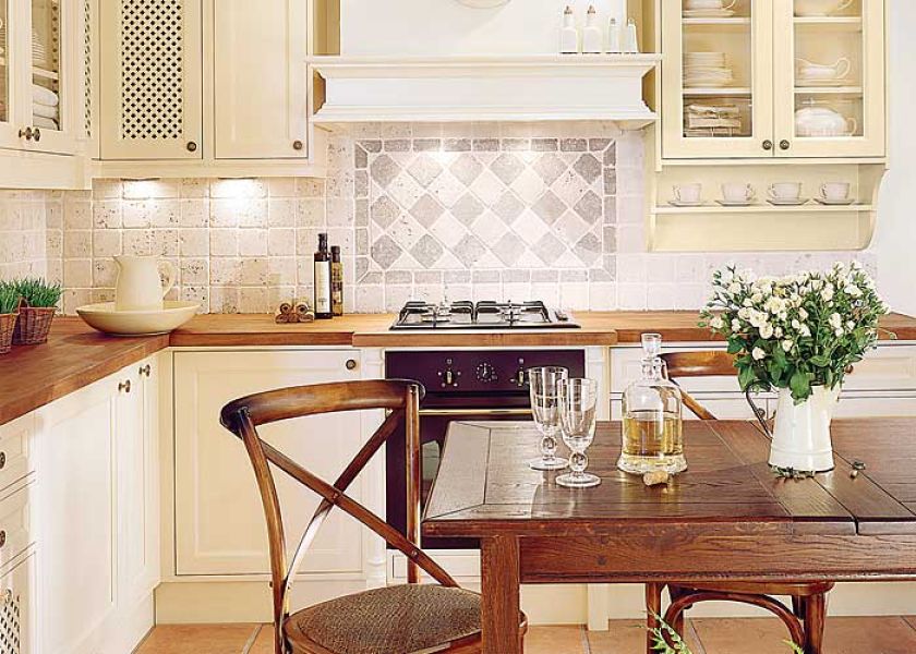 Gdzie zjemy śniadanie we dwoje, szybką przekąskę, przysiądziemy z lampką wina?