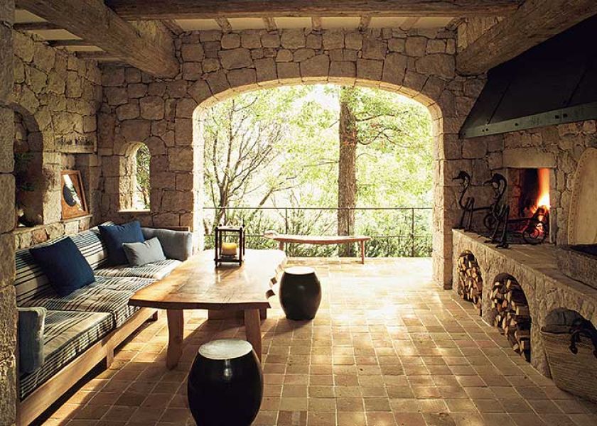 Ten taras jest jak salon, brakuje tylko szyb.