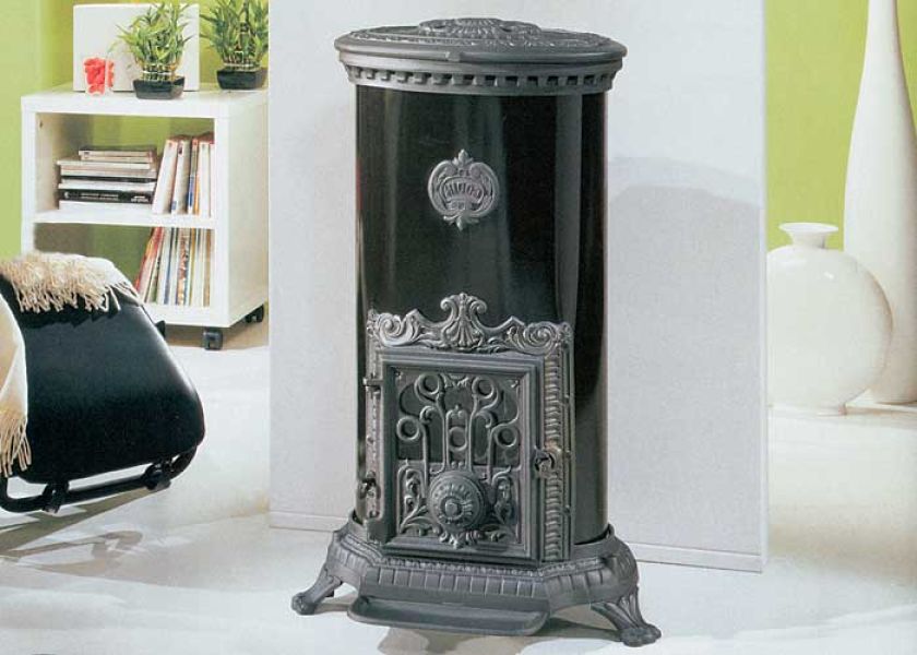 Tradycyjna koza Petit Godin 3727 francuskiej firmy Godin cieszy się niesłabnącym powodzeniem od ponad 150 lat! Cena - 3540