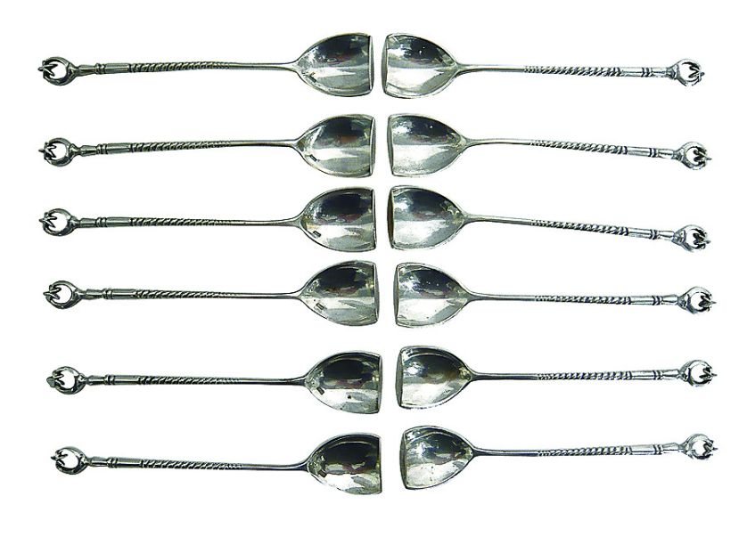 Do kawy po turecku, srebro, ok. 1935 r., 167 euro, WWW.1STDIBS.COM