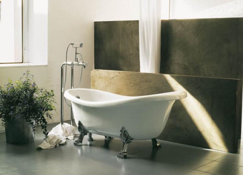 Ceramiczna wanna Epoca w stylu retro z kolekcji Working Form od włoskiej firmy Disegno Ceramica. Zapłacimy za nią ok.