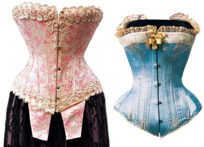 Gorset w stylu retro. Wystawa bielizny i gorsetów, Paryż, fot. East News. Gorset watowany z jedwabnej tafty, z przodu
