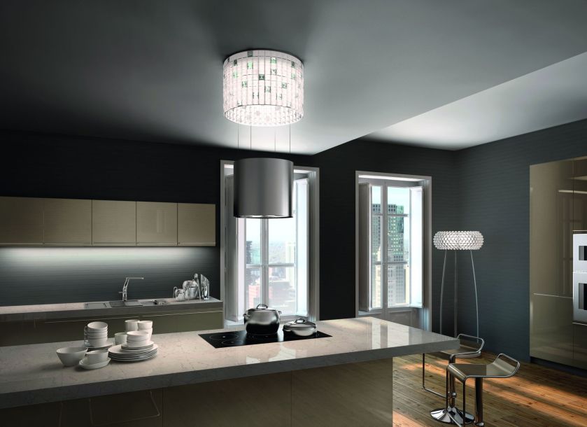 LUXIA. Opuszczany okap serii F-light. Wyróżniony prestiżową nagrodą ADEX Platinum 2011 za niepowtarzalny, doskonały design.