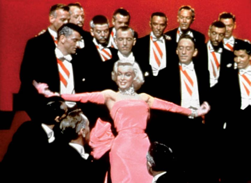 Marilyn Monroe śpiewa piosenkę? Diamenty są najlepszym przyjacielem kobiety?.