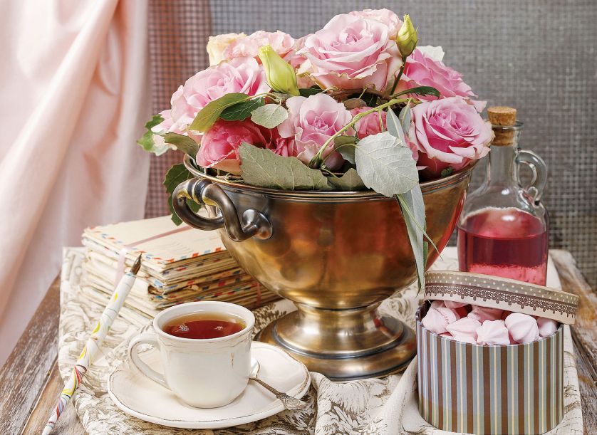 Dzbanek, waza, filiżanka. Wszystko to wyjątkowo dobre miejsca dla róż!