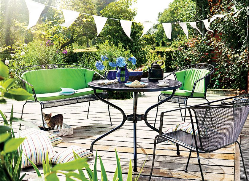 jak urządzić taras na lato, meble i aranżacje
