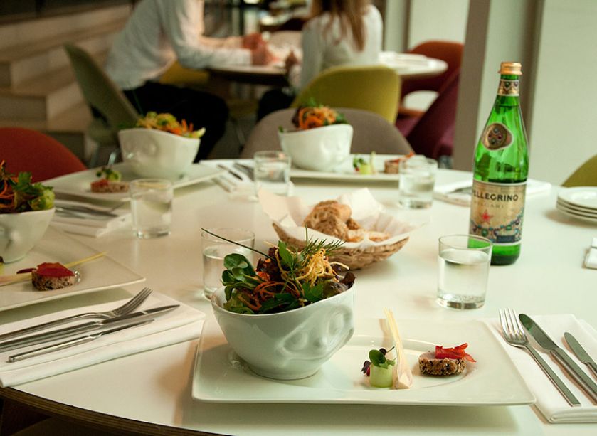 Kolekcja 58Products. Śniadanie z uśmiechem