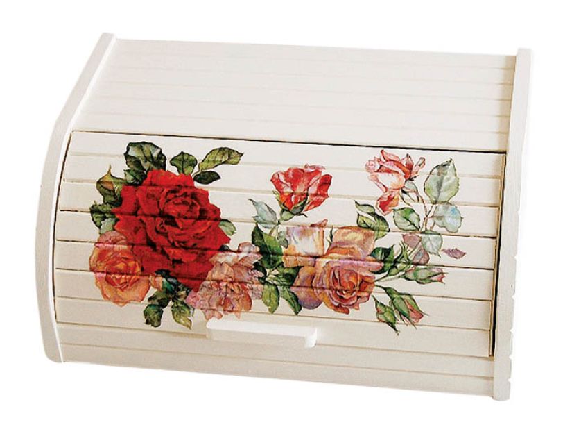 Drewniany pojemnik na chleb, z kwietnym motywem, zdobiony decoupage?em, fot. East news