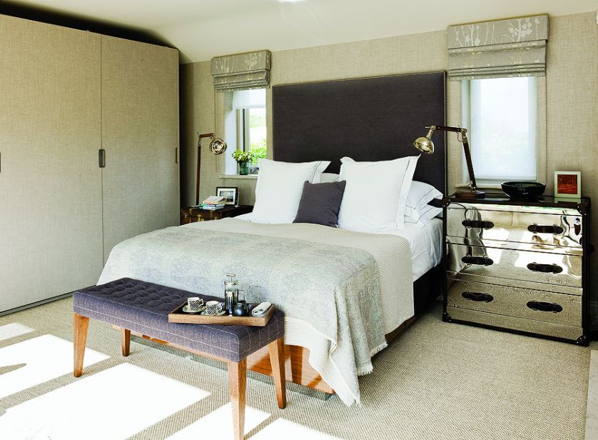 Sypialnia znajduje się w miejscu dawnej powozowni.