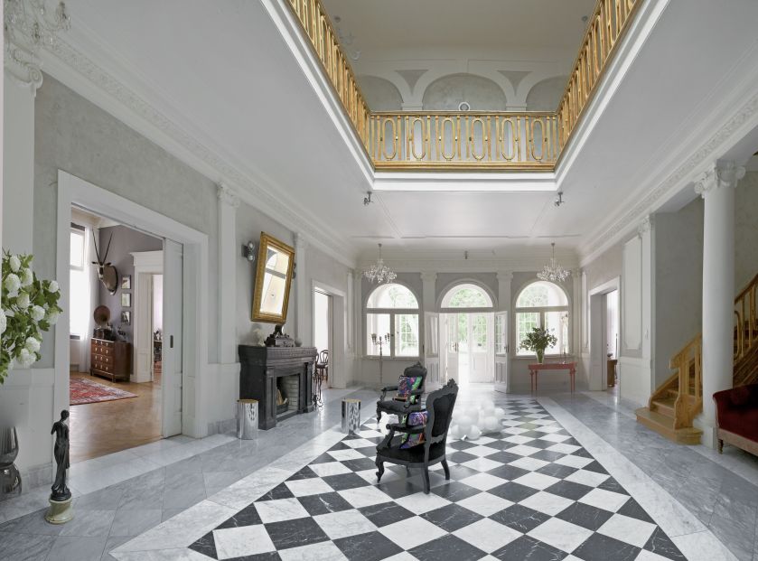 Trzecie życie pałacu: klasyka i nowoczesność