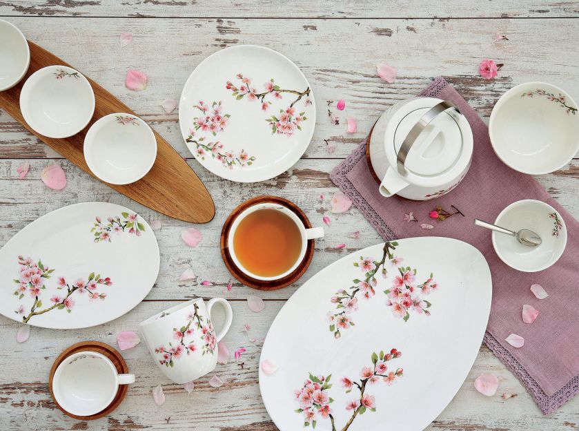 porcelana z motywem kwitnącej wiśni SAKURA, easylifedesign.it