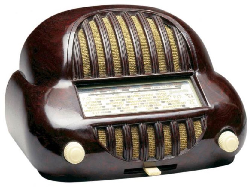 Radio do auta, lata 50. XX w., fot. AGENCJA PIĘKNA