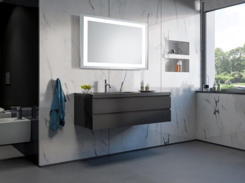 Personalizowane lustra LED, czyli technologia szyta na miarę