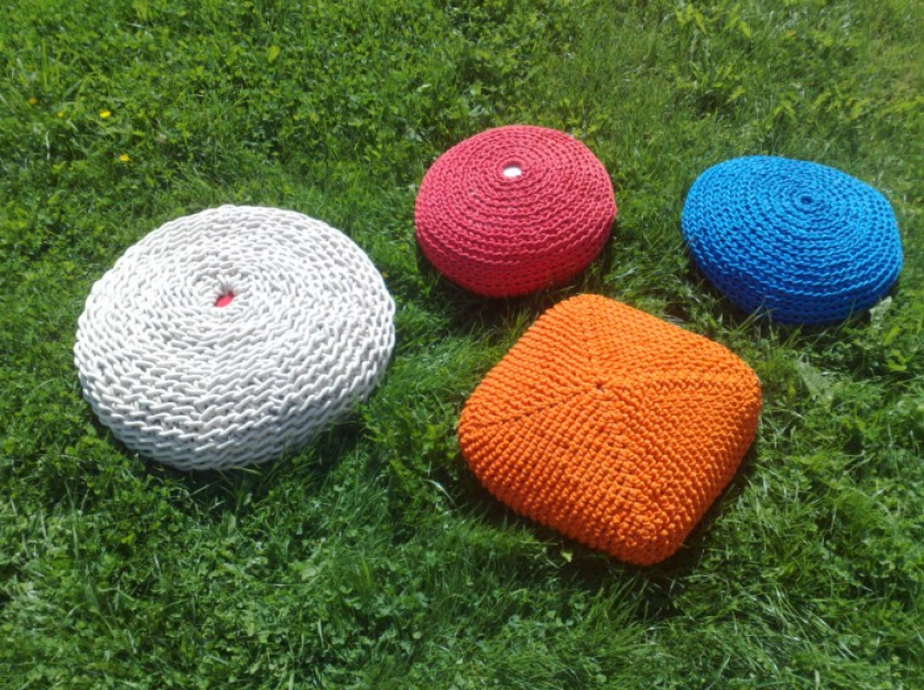 Wełniane mogą być nie tylko swetry i koce ale też lampy i czajniki.