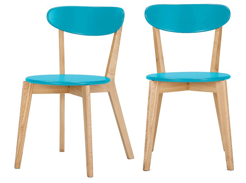 Www.made.com: dębowe krzesło Fjord Jay Blue, ok. 500 zł.