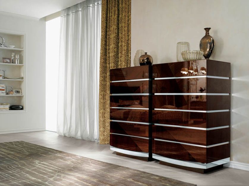 Komoda czy konsola?. Komoda czy konsola?