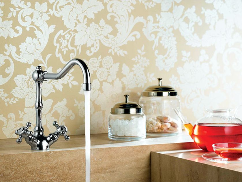 Klasyczna bateria Kludi Adlon zrobiona jest z chromowanego mosiądzu, 1529 zł. KLUDI