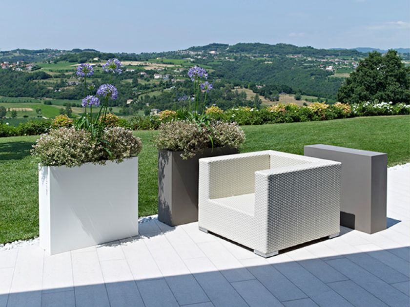 Donice ozdobą ogrodu i tarasu