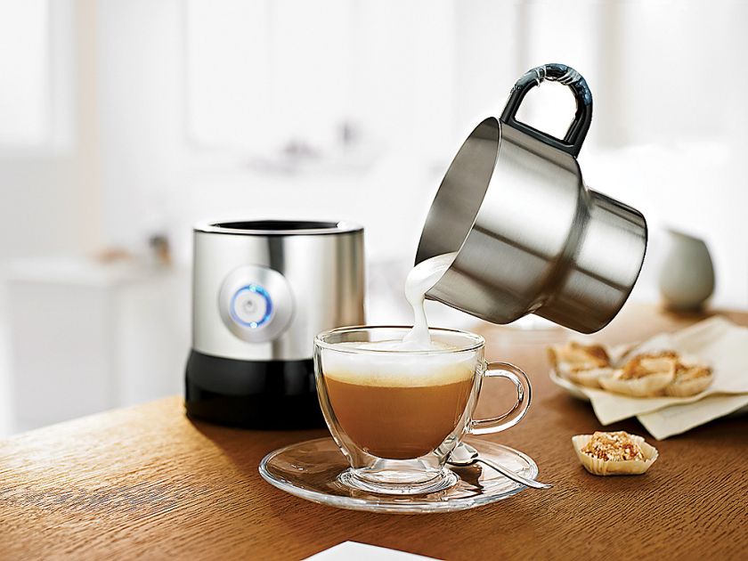 Indukcyjny spieniacz do mlaka, 239 zł, zaparzacz do kawy za 99,95 zł, TCHIBO.