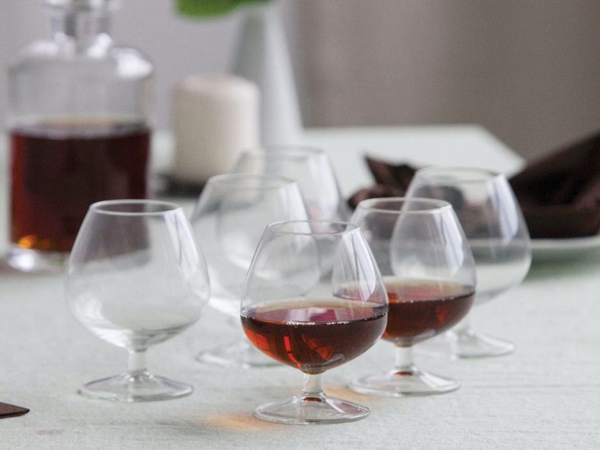 kieliszki do koniaku