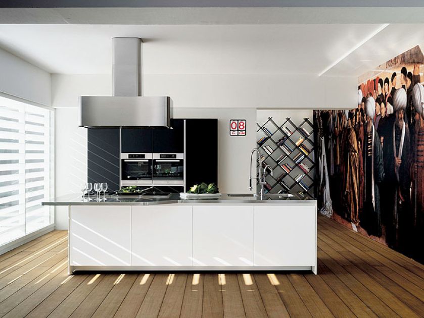 Kuchnia bez uchwytów, z zaokrąglonymi bokami. SCHIFFINI